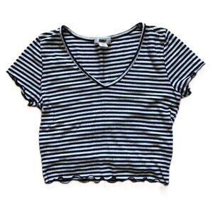 Y2K Baby Tee Size S Black White Ribbed Striped Cropped V Neck